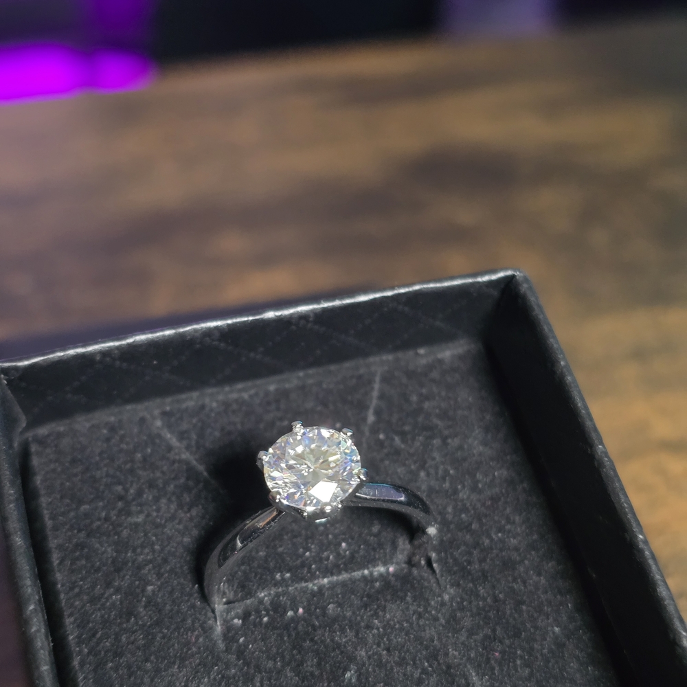 3ct VVS Moissanite Engagement Ring Size 9 - Picture 5 of 6